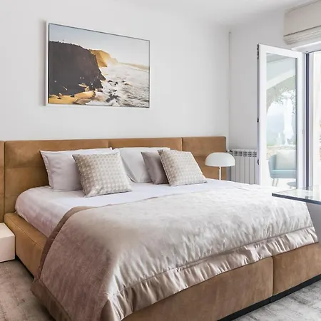 Quinta Da Serra - Luxurious - Heated Pool & Jacuzzi Szálloda