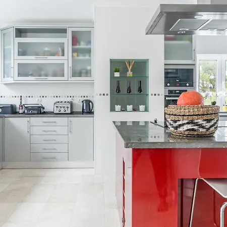 Quinta Da Serra - Luxurious - Heated Pool & Jacuzzi * Sintra