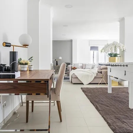Quinta Da Serra - Luxurious - Heated Pool & Jacuzzi Villa