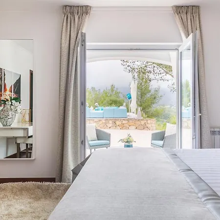 Villa Quinta Da Serra - Luxurious - Heated Pool & Jacuzzi Sintra