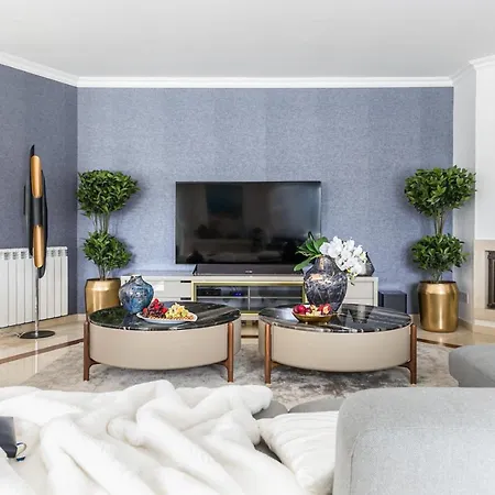 Quinta Da Serra - Luxurious - Heated Pool & Jacuzzi * Sintra