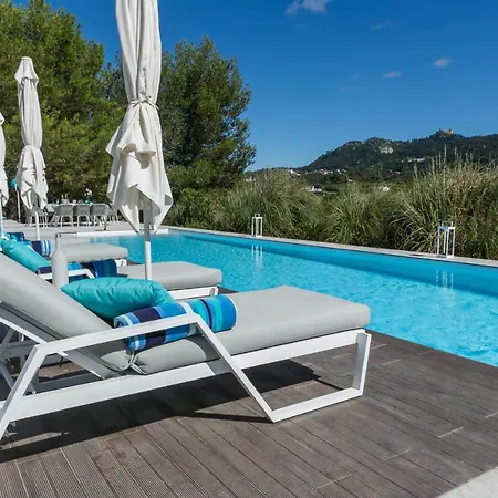 Quinta Da Serra - Luxurious - Heated Pool & Jacuzzi