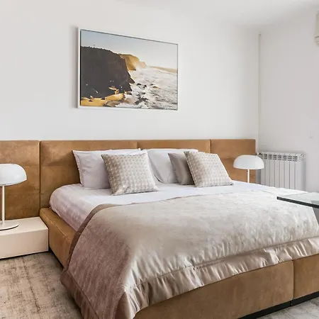 Quinta Da Serra - Luxurious - Heated Pool & Jacuzzi Szálloda