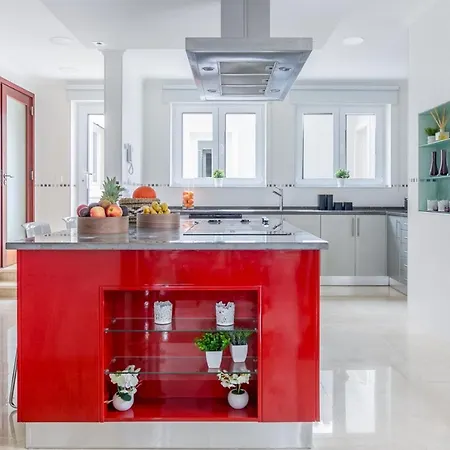 Quinta Da Serra - Luxurious - Heated Pool & Jacuzzi Szálloda