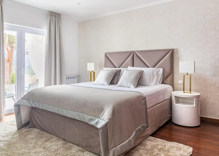 Quinta Da Serra - Luxurious - Heated Pool & Jacuzzi Sintra