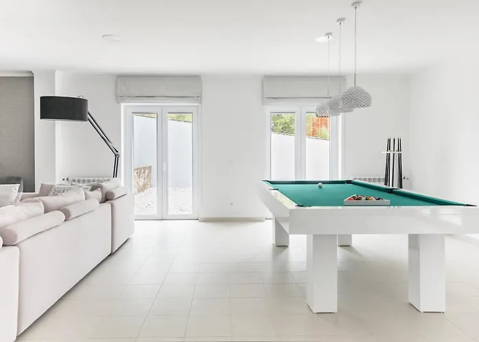 Quinta Da Serra - Luxurious - Heated Pool & Jacuzzi *