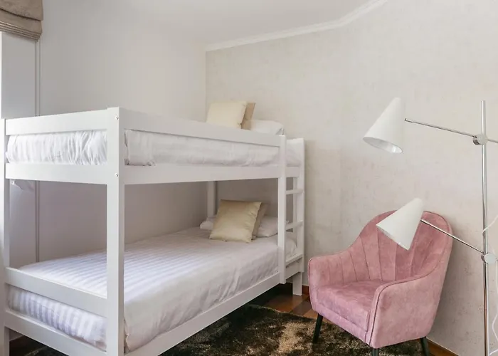 Hotel Quinta Da Serra - Luxurious - Heated Pool & Jacuzzi